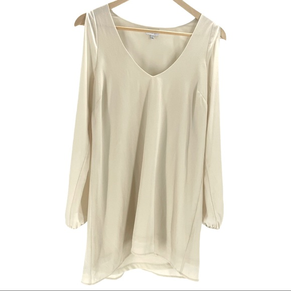 TOBI Open Sleeve Lined Mini Dress - Picture 13 of 14